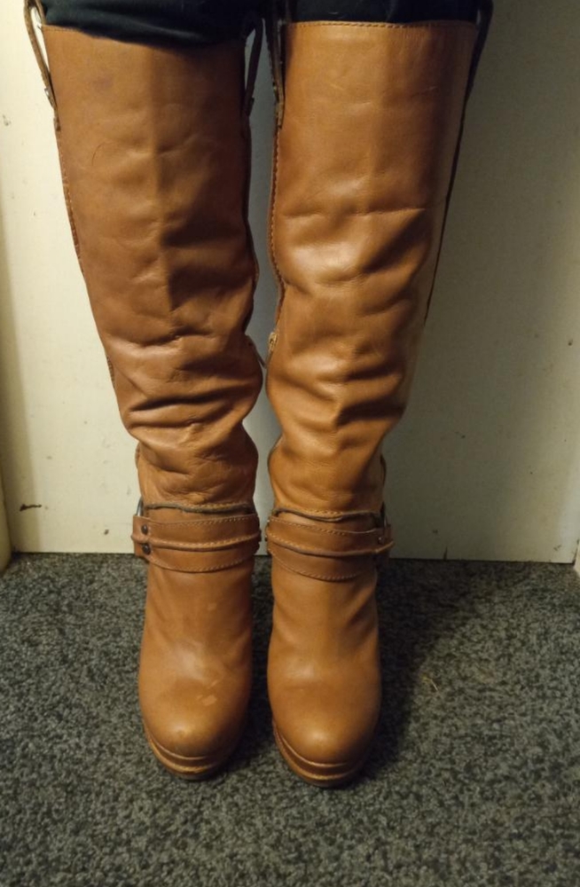 Size 8 Jessica Simpson boots